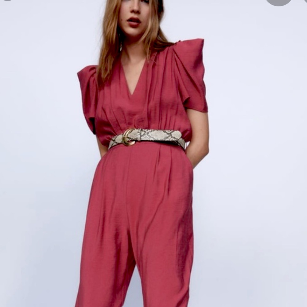 Bloggers Favorite 😍 Zara Jumpsuit